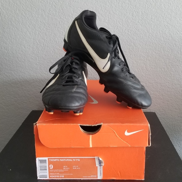 nike tiempo natural iv